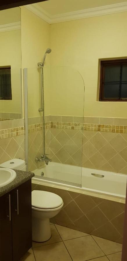 Ocean View Villas A08 พอร์ตเอ็ดเวิร์ด ภายนอก รูปภาพ
